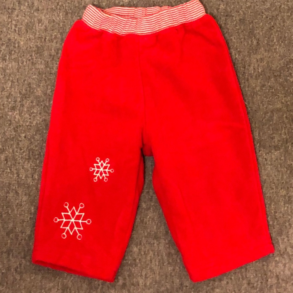 🔴 Carter’s Christmas Outfit - Santa’s Helper - Picture 5 of 7